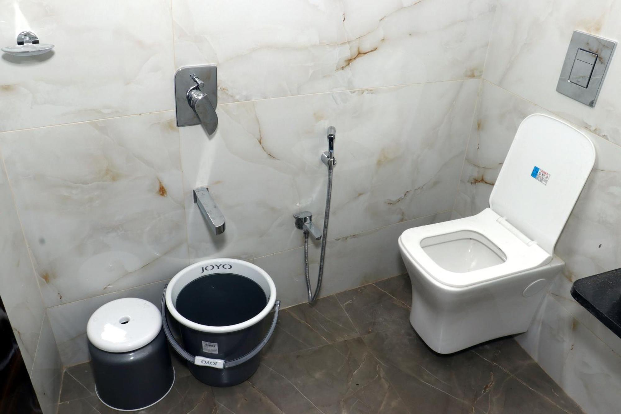 Hotel Comfy Inn 孟买 外观 照片