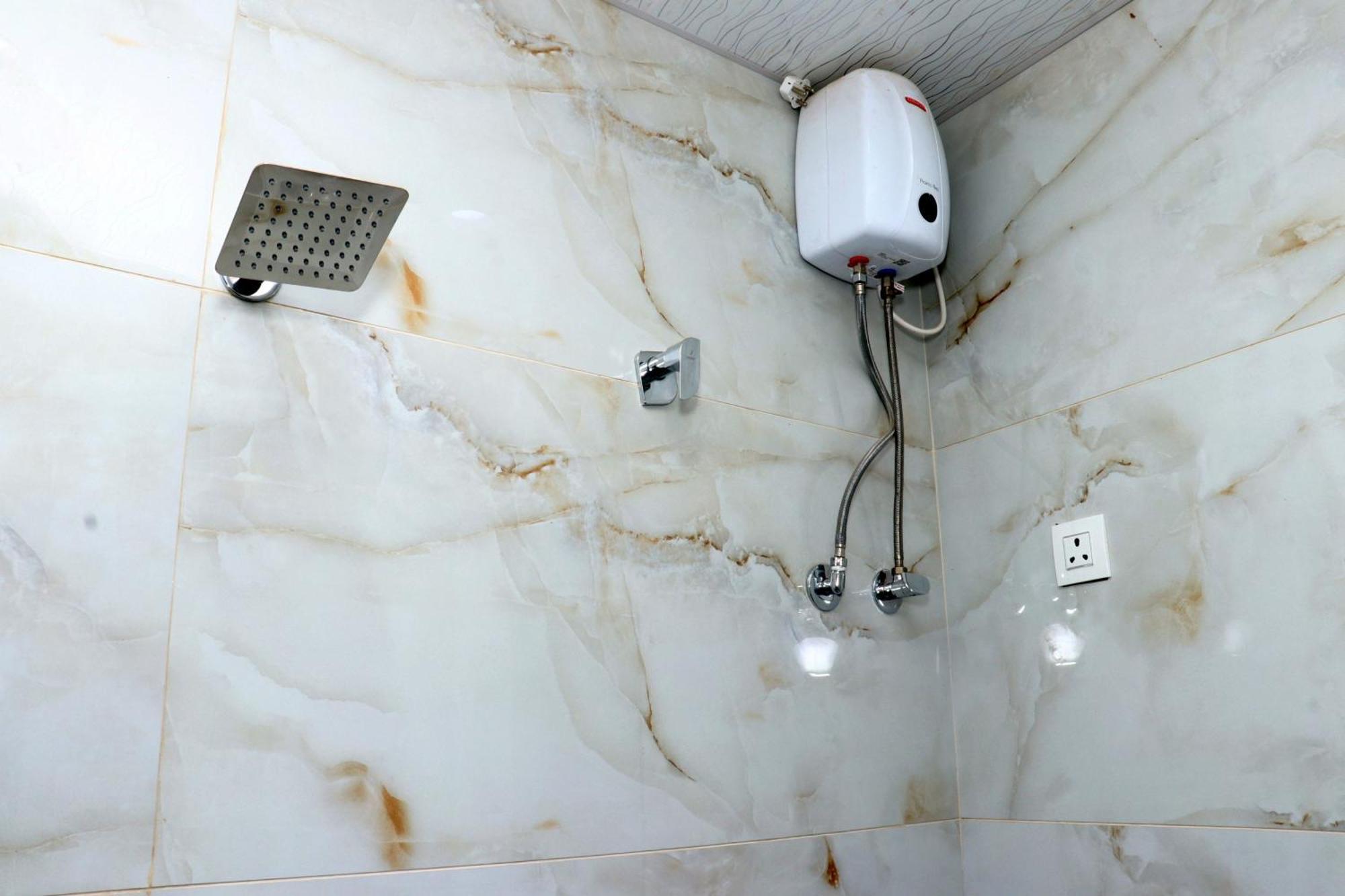 Hotel Comfy Inn 孟买 外观 照片