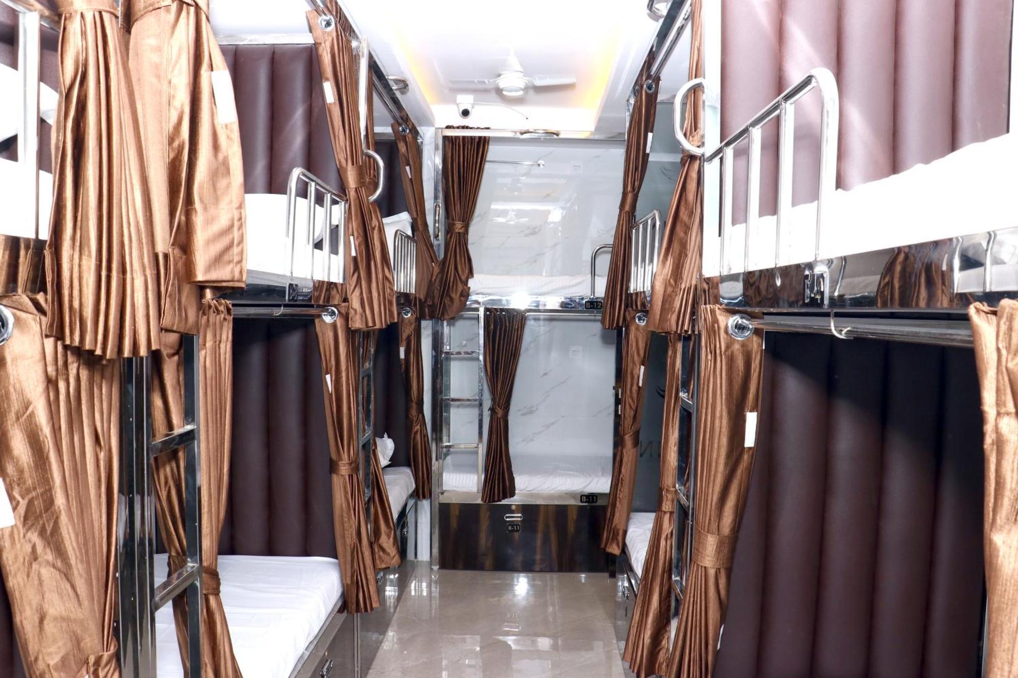 Hotel Comfy Inn 孟买 外观 照片